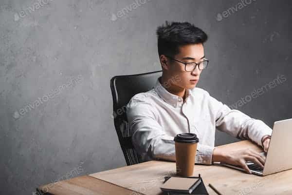 What Are the Crucial Elements of an Effective SEO Strategy for Local UK Law Firms?