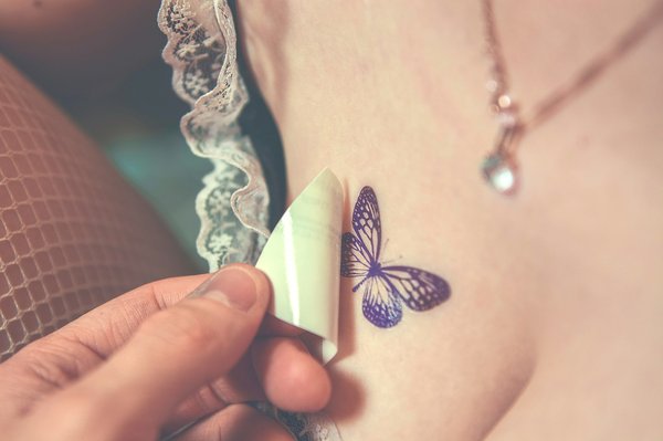 Butterfly tattoos: a symbol of transformation and freedom